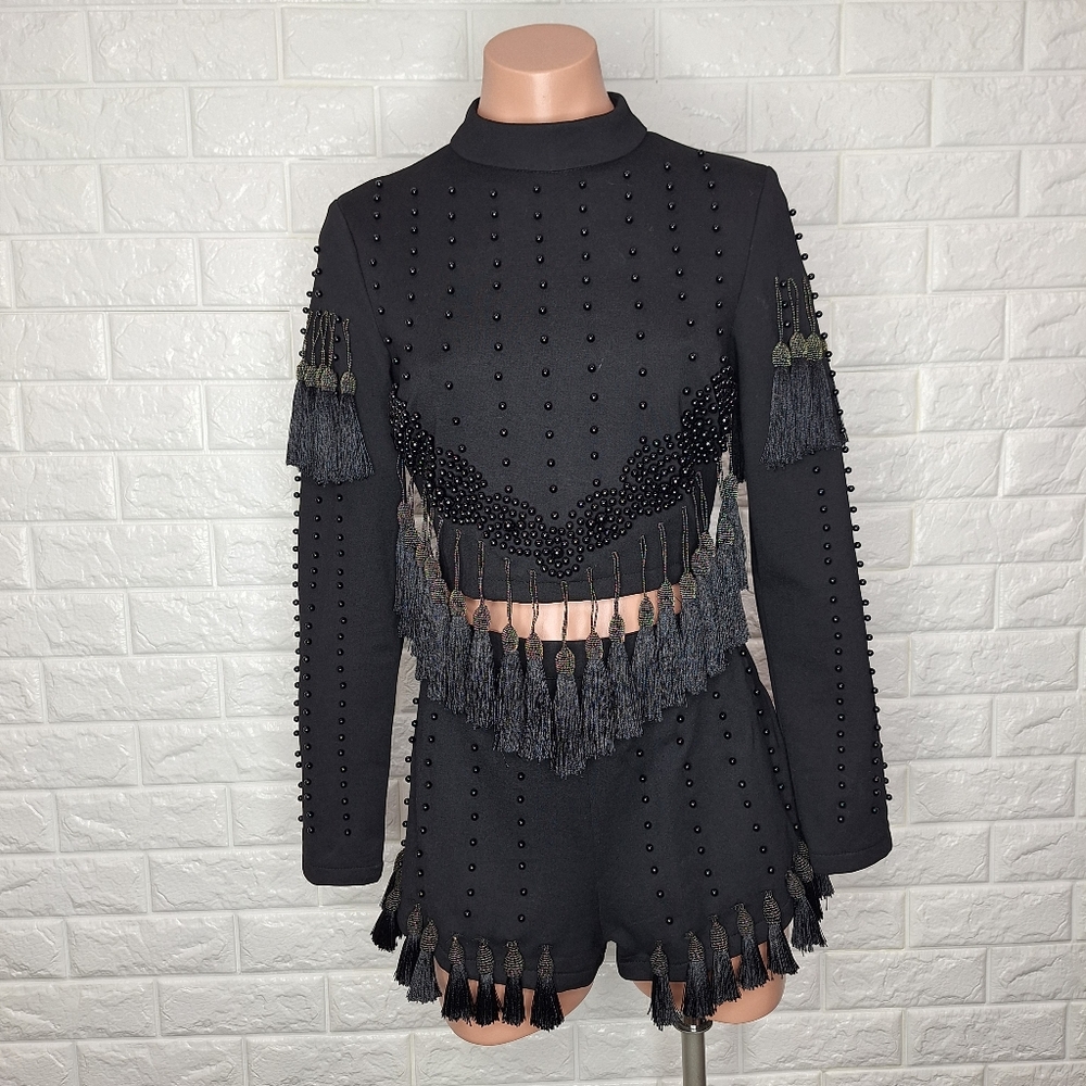 BLUEOXY 2-Piece Festival Fring and Bead Set with Long Sleeves and Shorts